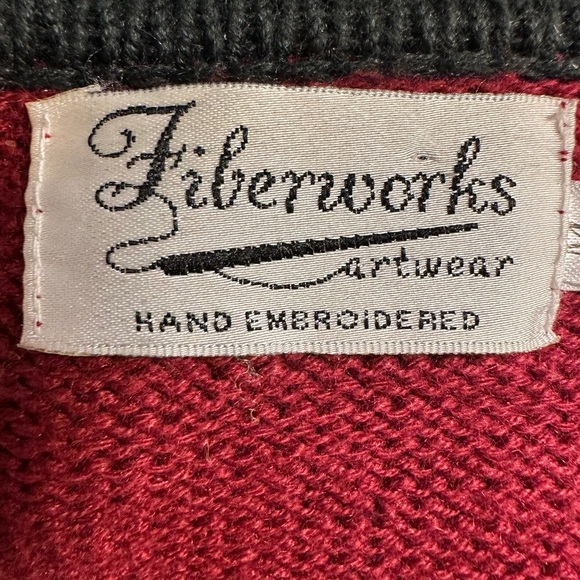 Lovely hand embroidered zip up sweater - Picture 6 of 7